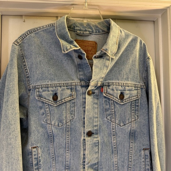 Levi Strauss & Co. Vintage Trucker Blue Jean Jacket - Picture 2 of 7